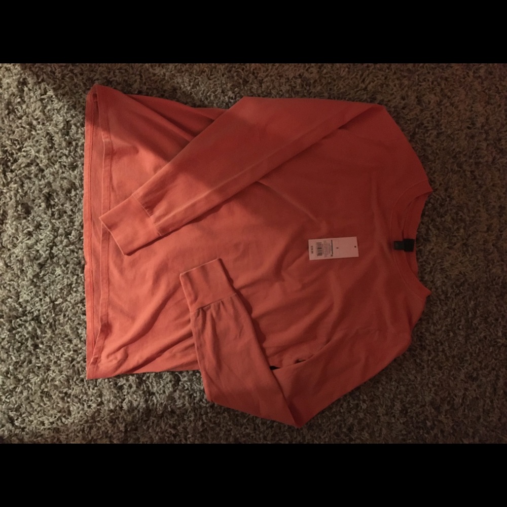Women’s long sleeve